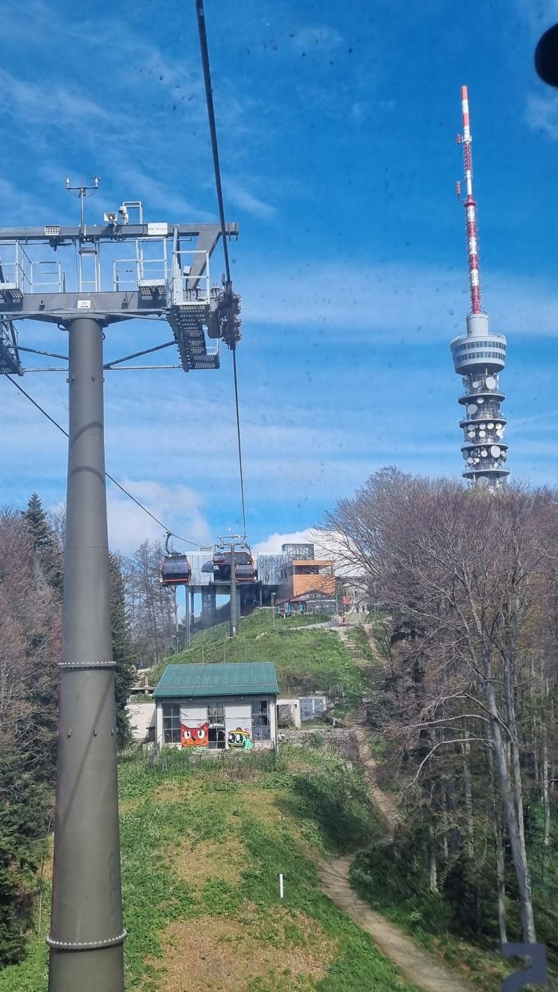 Sljeme. Toranj